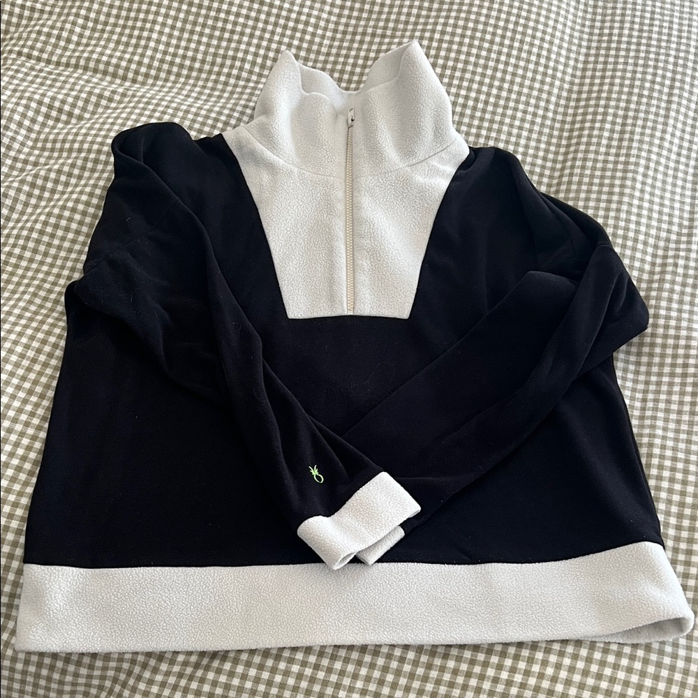 Dudley Stephens Black and White Fleece Pullover